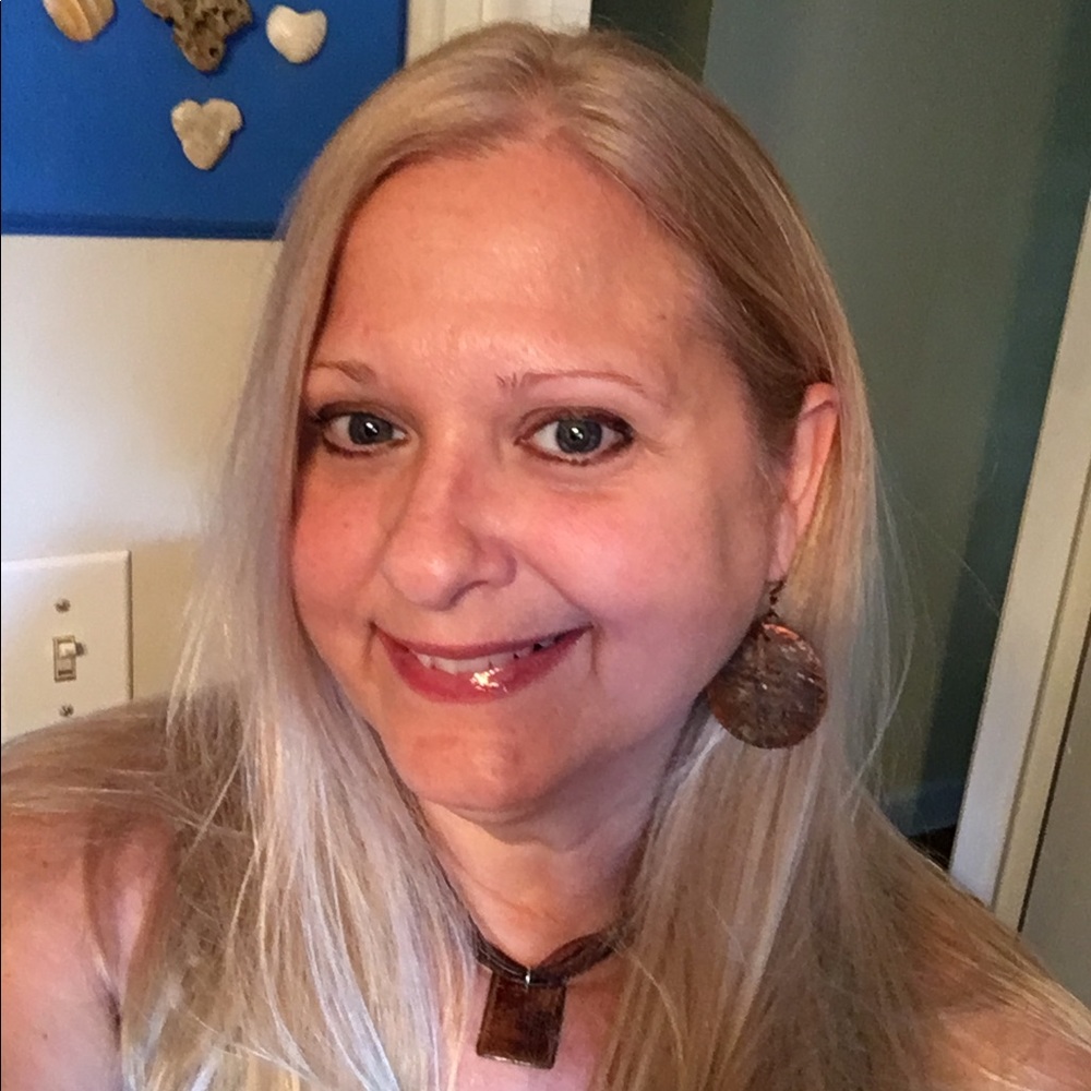 Meet your Posher, Nanette